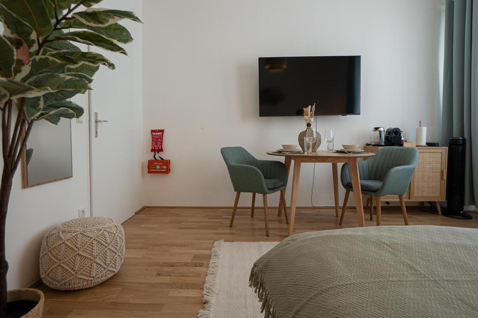Appartamento Bright Modern In Center With A Queen Bed *